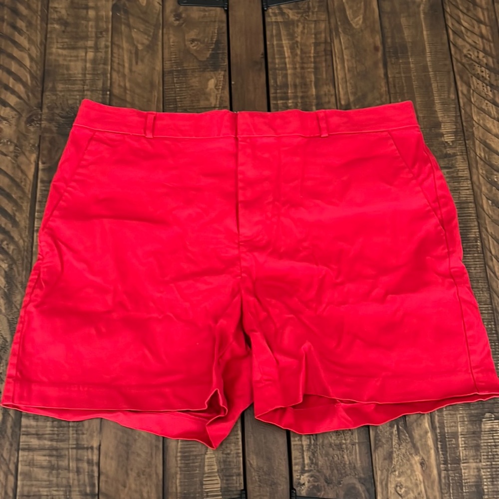 Banana Republic Solid Red Chino 5” Short